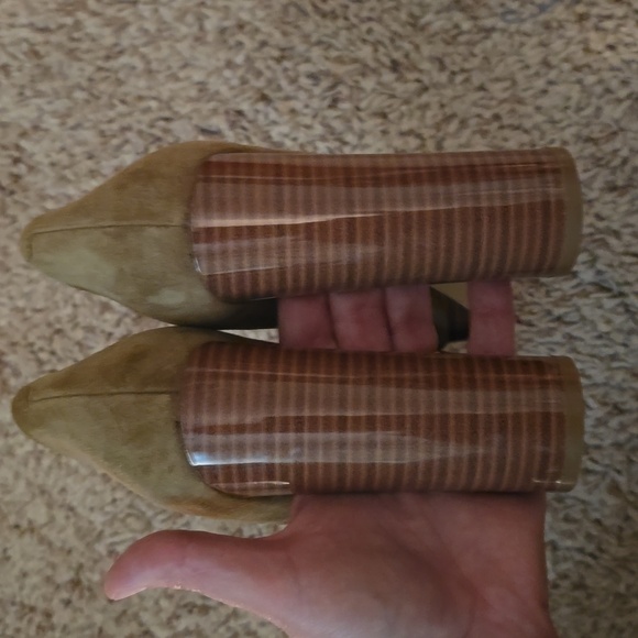 Nine West DarkTan Suede Women's Pumps Size 8.5 (Bin 12) - Picture 6 of 12